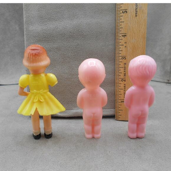 Vintage Celluloid Carnival Prize Toy Doll Lot: Girl in Yellow Dress & 2 Babies - Picture 4 of 9